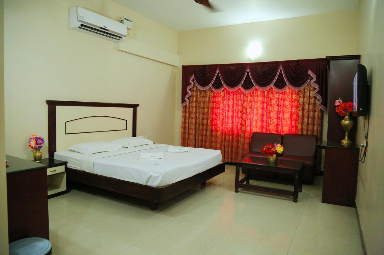 Hotel Vels Court Palni Exteriér fotografie
